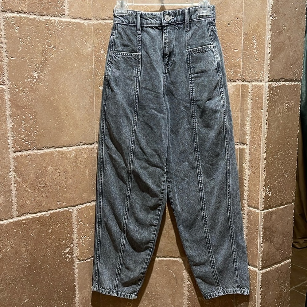 BDG woman jeans